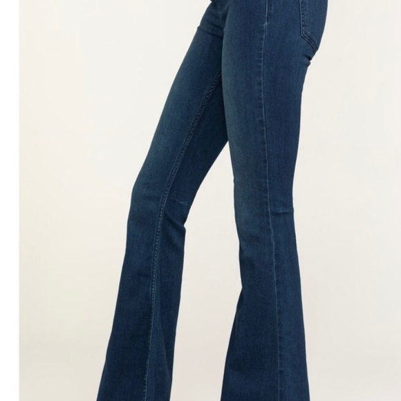 Free People women’s flare pull on jeans - Picture 4 of 5